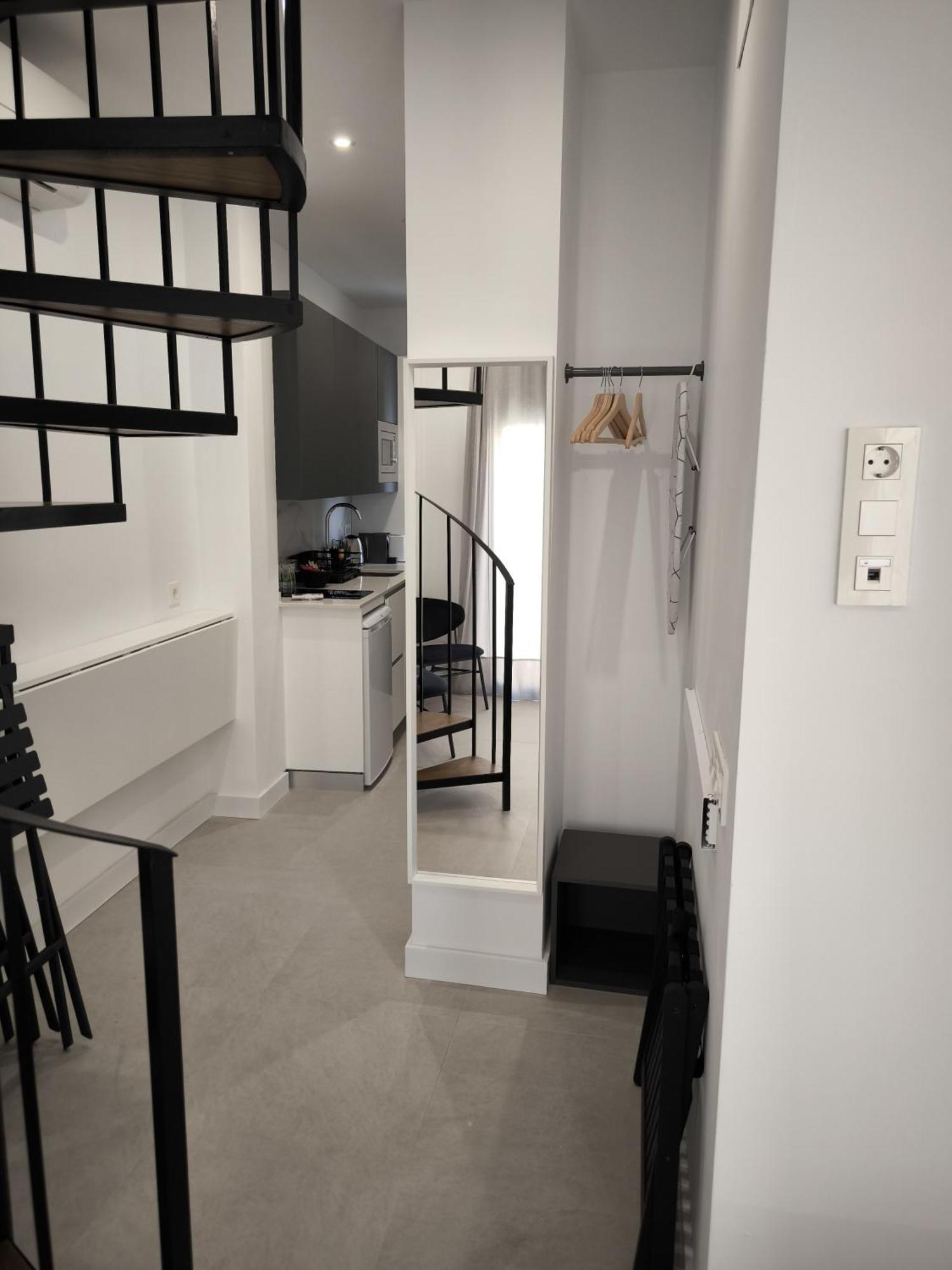 Aparthotel Capuchinos 31 à Málaga Extérieur photo