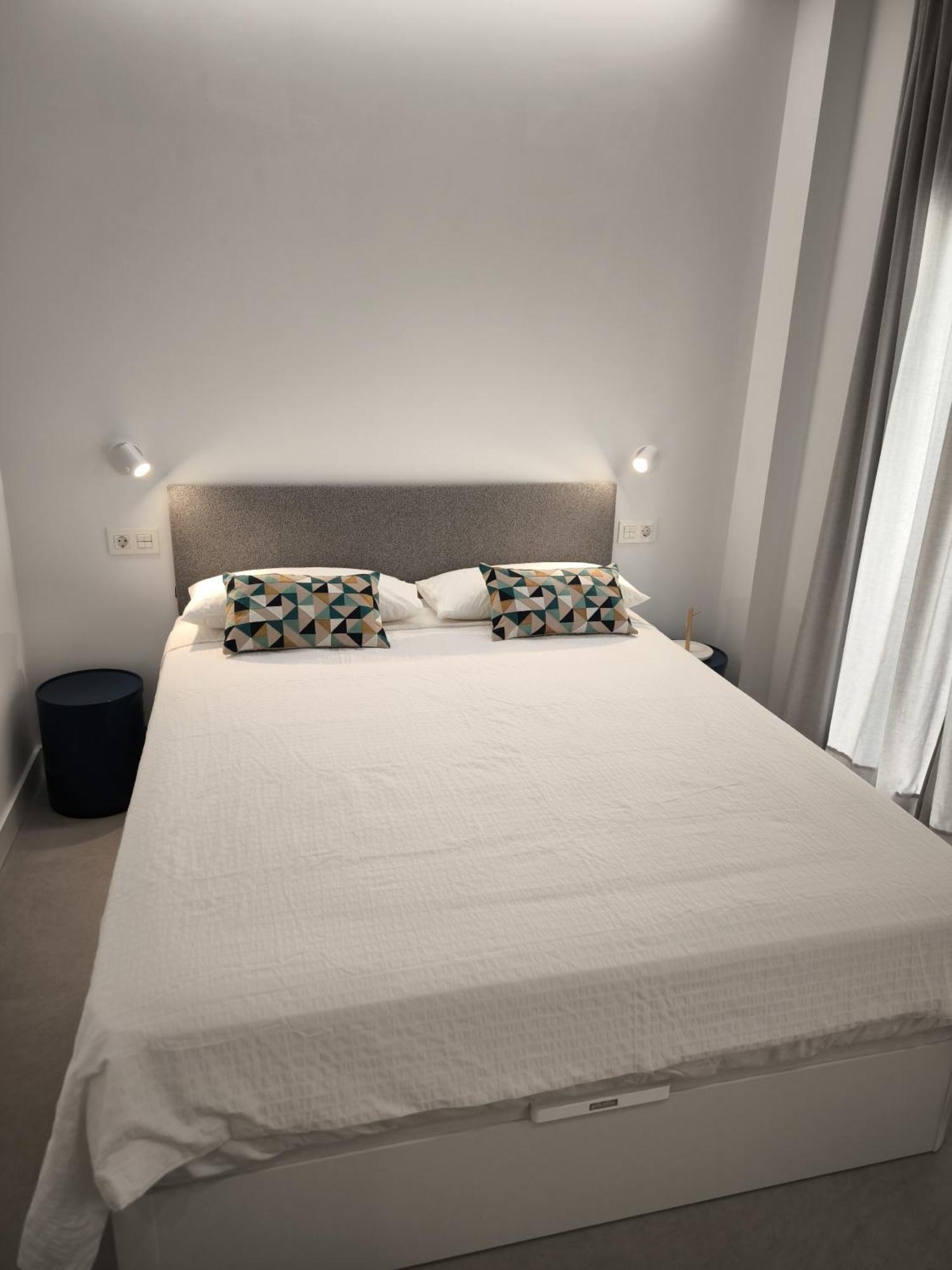 Aparthotel Capuchinos 31 à Málaga Extérieur photo