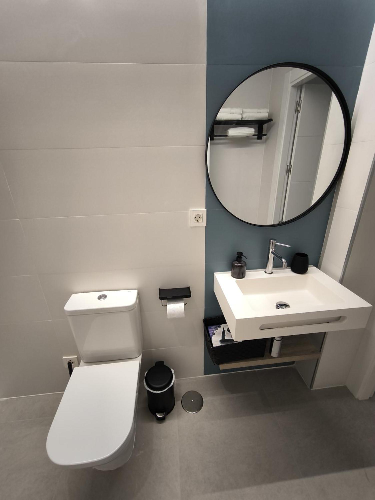 Aparthotel Capuchinos 31 à Málaga Extérieur photo